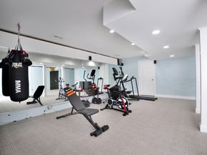 1-1/2 Colony Place, Norwalk CT 06851