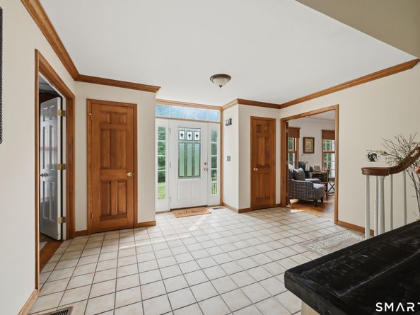 1 Stony Farm Lane, Brookfield CT 06804
