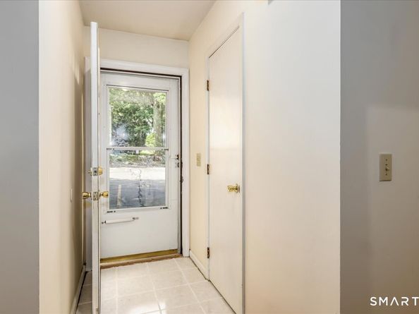25 Padanaram Road 62, Danbury CT 06811