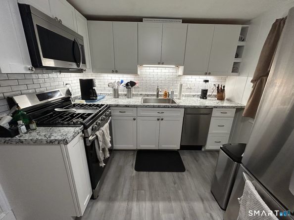 90 Sims Street, Bridgeport CT 06604