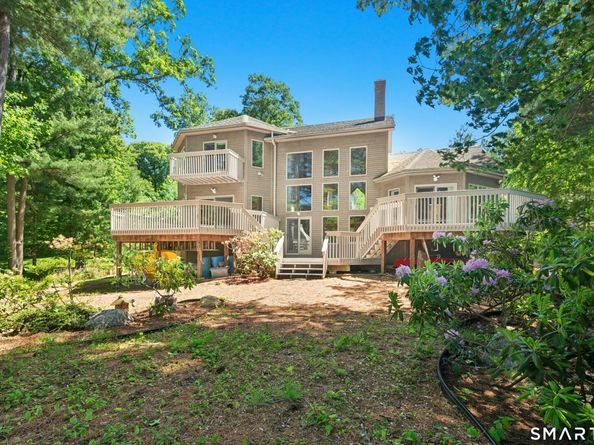 141 Canoe Brook Road, Trumbull CT 06611