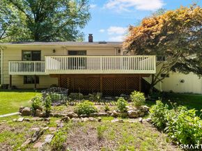 7 Winthrop Drive, Shelton CT 06484