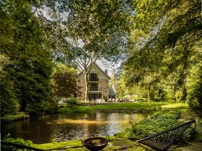 31 Stonybrook Road, Westport CT 06880