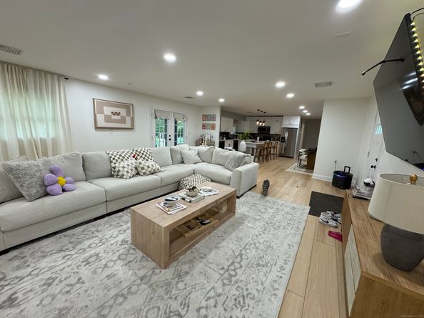 57 Lovers Lane, Monroe CT 06468