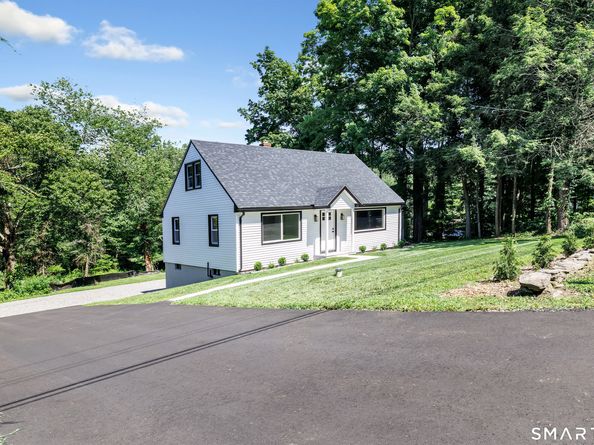 602 Fan Hill Road, Monroe CT 06468