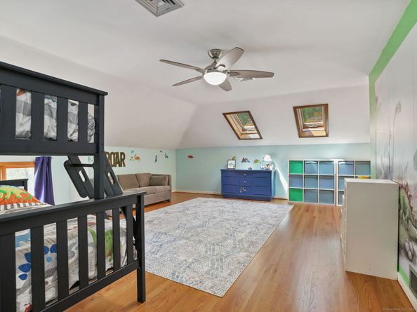5 Walker Lane, Weston CT 06883
