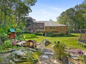 5 Walker Lane, Weston CT 06883