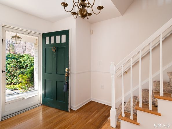 223 Red Fox Road, Stamford CT 06903