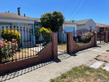 1902 Dunn Avenue