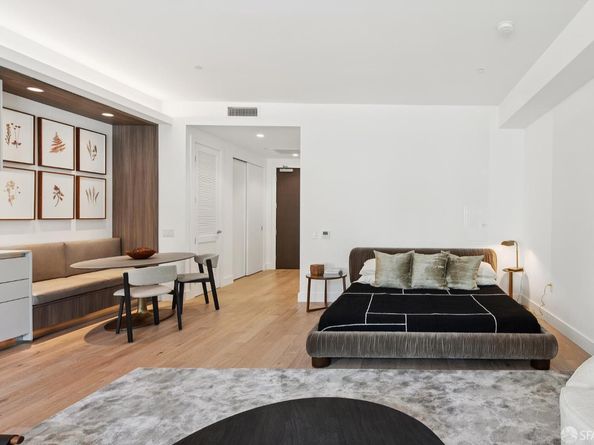1 Bristol Court 202, San Francisco CA 94130