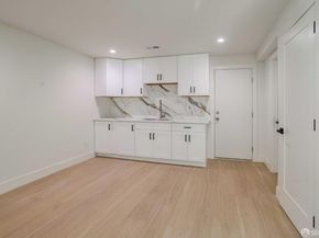 1283 Gilman Avenue, San Francisco CA 94124