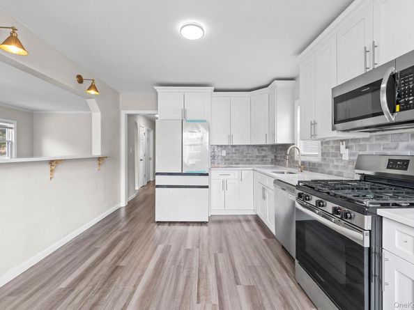 20 Dewitt Street, Valley Stream NY 11580