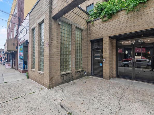5536 69th Place R3, Maspeth NY 11378