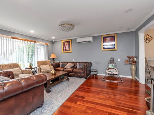 928 N Fletcher Avenue, Valley Stream NY 11580