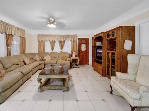 3170 Rawlins Avenue, Bronx NY 10465