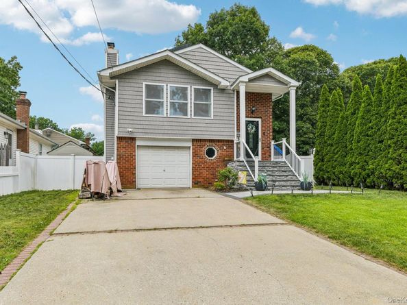 234 Buffalo Avenue, Medford NY 11763