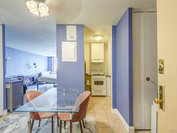 118-17 Union Turnpike 11J, Forest Hills NY 11375