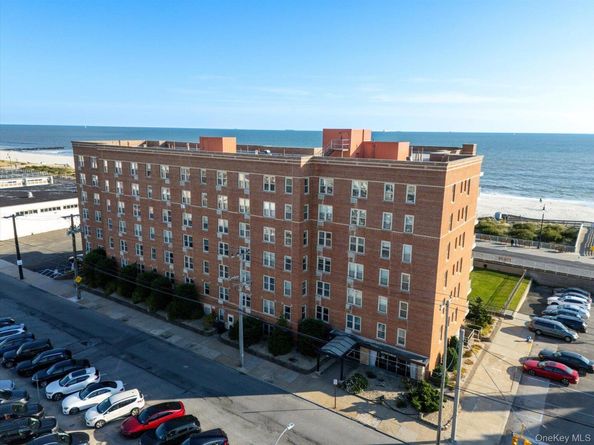 560 West Broadway 5B, Long Beach NY 11561