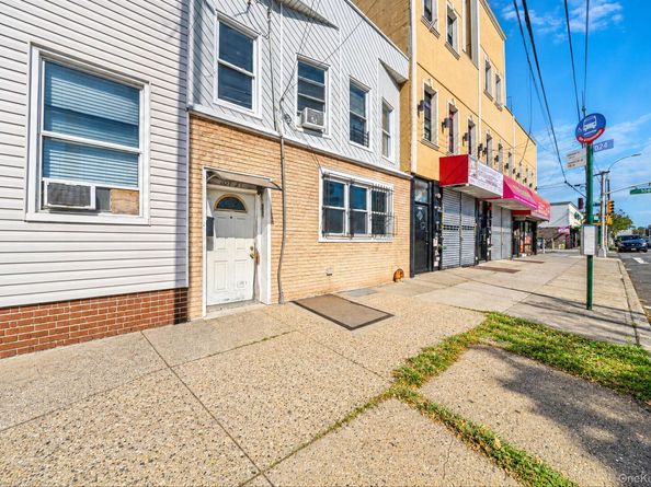 10721 Atlantic Avenue, Richmond Hill NY 11418