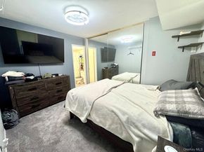 18 Navajo Court 18, Coram NY 11727