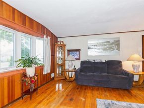 20 Duane Drive, Ronkonkoma NY 11779