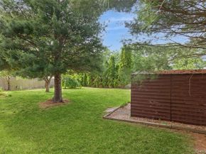 20 Duane Drive, Ronkonkoma NY 11779