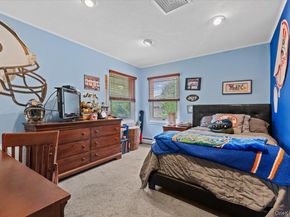 56 Middle Lane, Jericho NY 11753