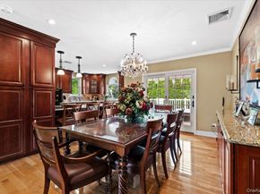 56 Middle Lane, Jericho NY 11753