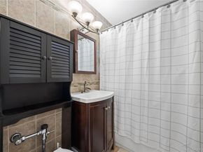 83-20 98 Street 4E, Woodhaven NY 11421