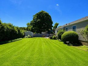 16 Clay Pitts Road, Greenlawn NY 11740