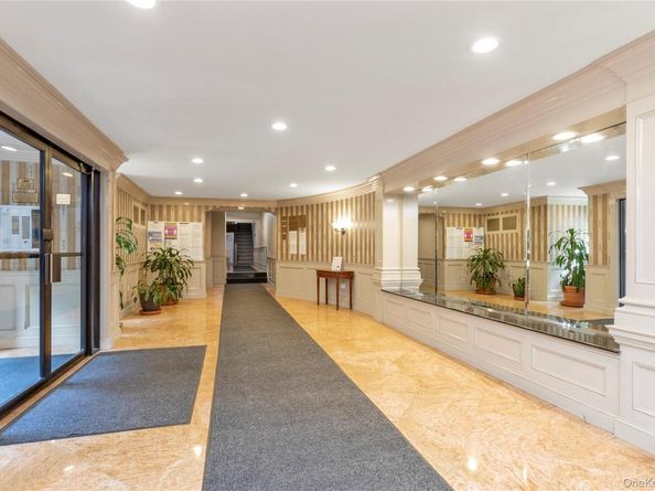 99-63 66 Avenue 2B, Rego Park NY 11374