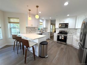 121 Winding Ridge Road 121 Winding Ridge Road, White Plains NY 10603