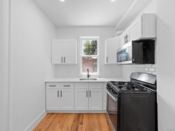 33 Cox Place, Brooklyn NY 11208