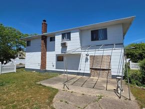 3418 Carey Lane, Baldwin NY 11510