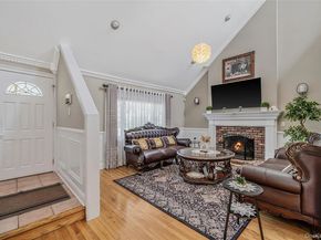 2 Jodi Drive, Manorville NY 11949