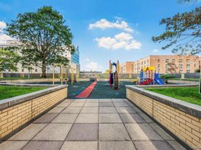 10230 66th Road 21H, Forest Hills NY 11375
