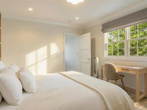 20 Penny Lane, Hampton Bays NY 11946