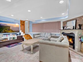 33 Country Village Lane, Manhasset Hills NY 11040