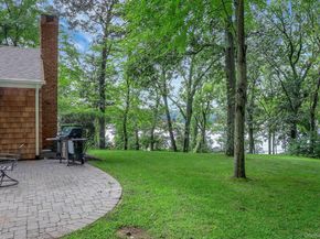 451 River Road, Nissequogue NY 11780