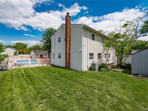 25 W Shore Drive, Patchogue NY 11772