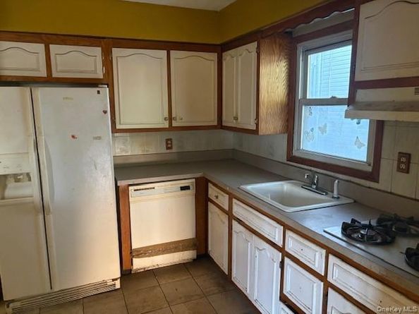 157 Hendrickson Avenue, Elmont NY 11003