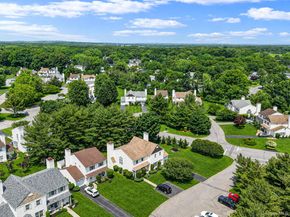 1 Thrush Path, Coram NY 11727