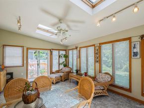 12 Swan Lane, Hauppauge NY 11788