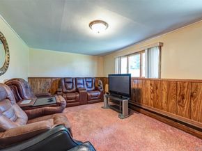 9 Johnson Place, Lindenhurst NY 11757