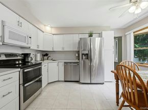 19 Stimson Place, Huntington NY 11743