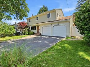 19 Stimson Place, Huntington NY 11743