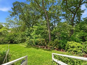 5 Crabapple Court, Mount Sinai NY 11766