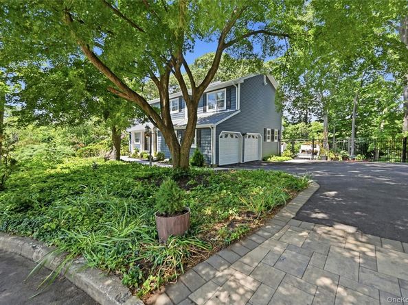 5 Crabapple Court, Mount Sinai NY 11766