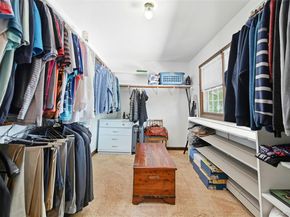 5 Crabapple Court, Mount Sinai NY 11766