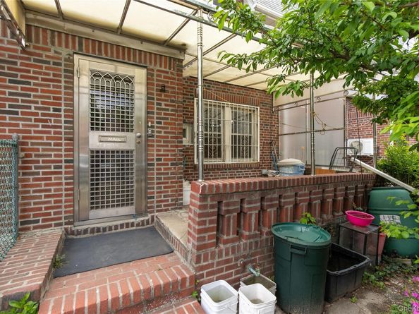 15335 60th Avenue, Flushing NY 11355